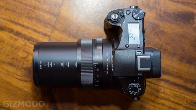 Illustration for article titled Sony RX10 Review: A First-Rate Camera With a Do-It-All Lens